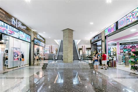 ‭Ultrajewels‬ in Plaza Puerto Paraiso Av Lázaro Cárdenas, 